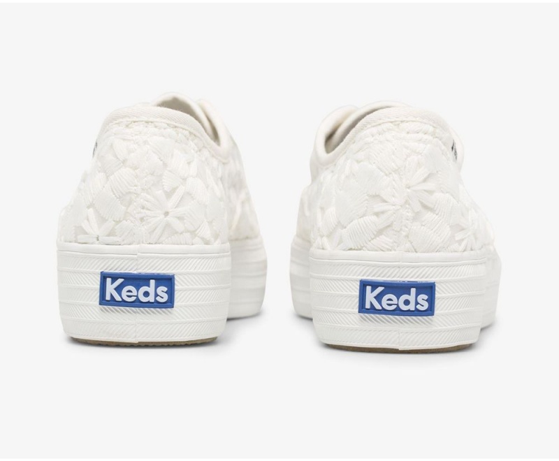 Keds Triple Floral Embroidery Αθλητικα Παπουτσια γυναικεια ασπρα | CIE638941