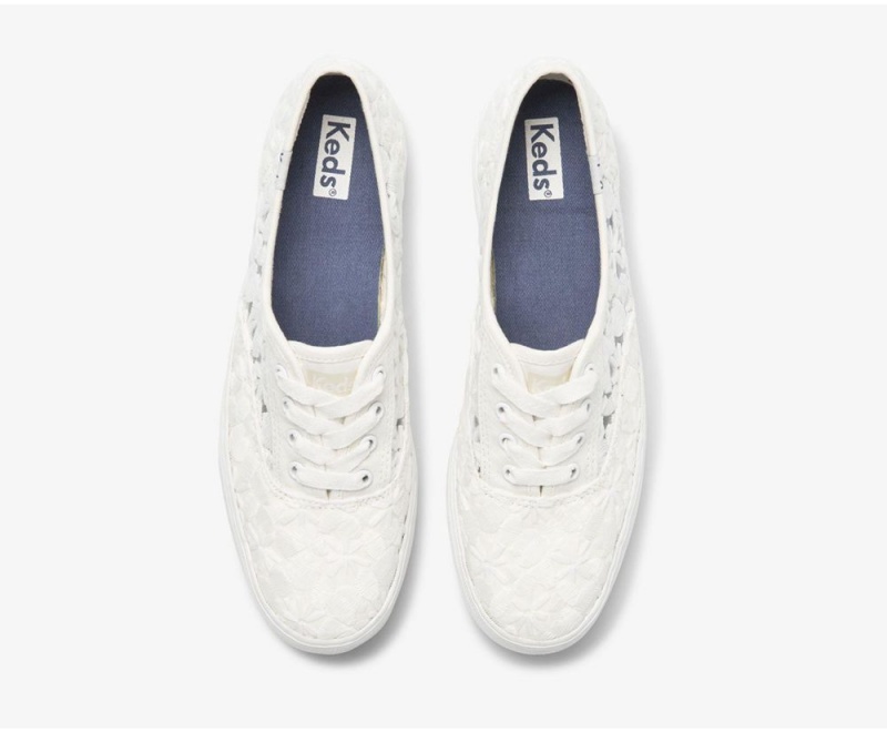 Keds Triple Floral Embroidery Αθλητικα Παπουτσια γυναικεια ασπρα | CIE638941